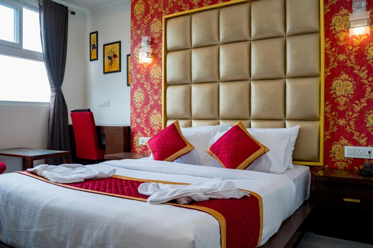 Royal Tara Hotell Gangtok Exteriör bild